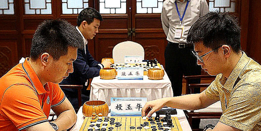 GCL 2026: Nepomniachtchi khiến Carlsen toát mồ hôi trước khi vượt Sindarov bằng đồng hồ
