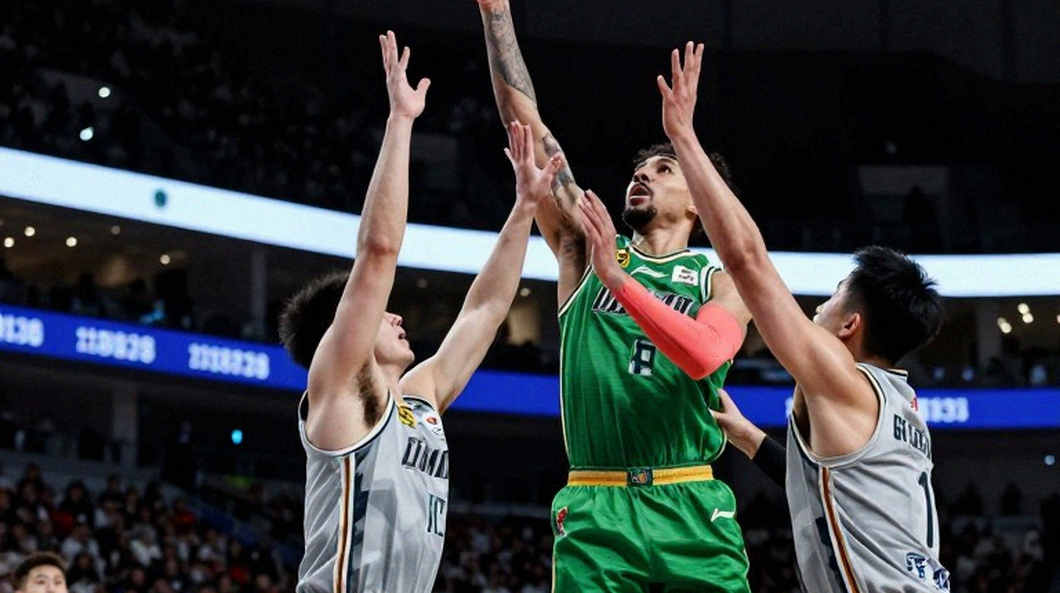 The Three-Point Addiction and the Trap of the NBA Regular Season The Three-Point Addiction and the Trap of the NBA Regular Season