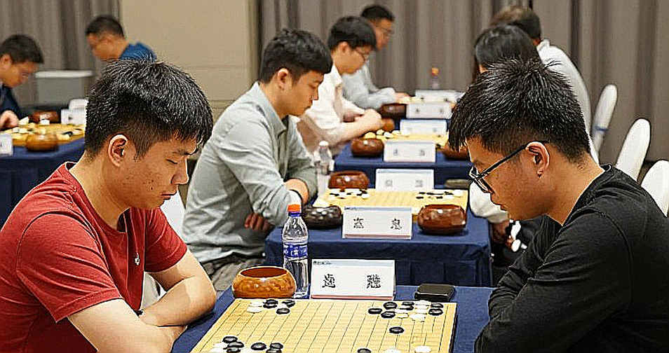 Samarkand Round 4: Eight-Way Tie and What the Headline Leaves Unsaid Samarkand Round 4: Eight-Way Tie and What the Headline Leaves Unsaid