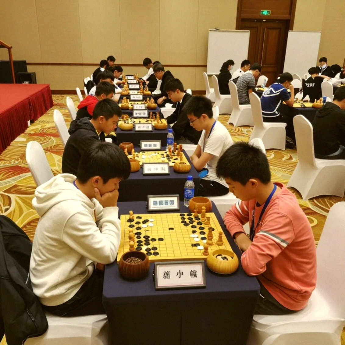 Nepomniachtchi không hạ được Carlsen, nhưng đồng hồ đã kể câu chuyện của anh tại GCL 2026