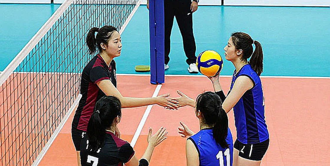 LA 2028: Sáu suất bóng chuyền nam đã khóa, và hai mươi chín bậc chênh lệch nằm chung một dòng